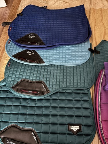 Pack different colour le - of,