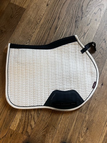 Mieux essense stone saddle - le,